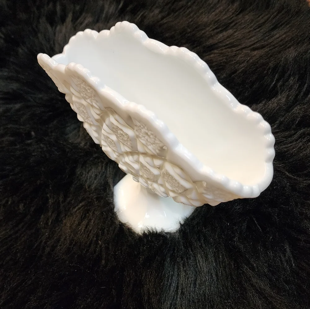 Vintage Milk Glass Vase Planter Old Quilt PatternWestmoreland Vintage